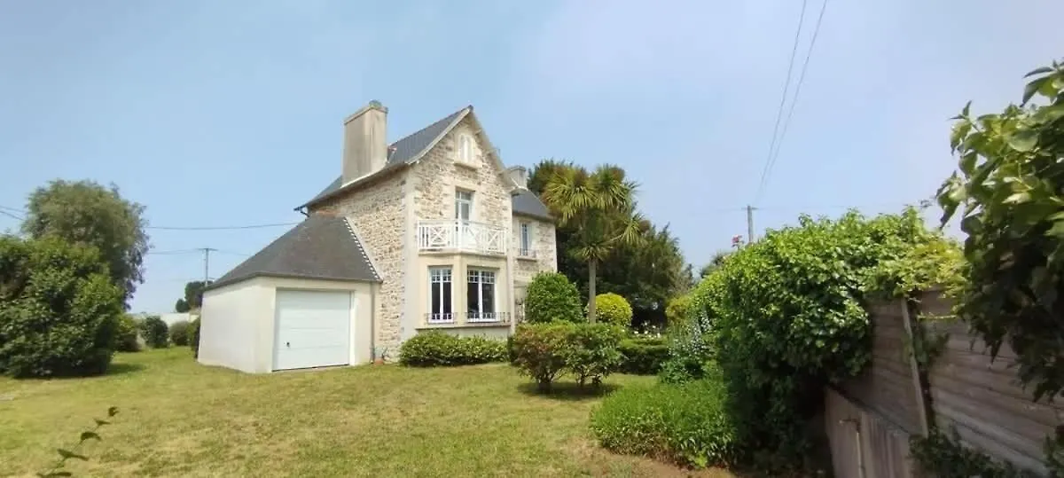 別荘 Carantec Family Home With Garden 6 Persons