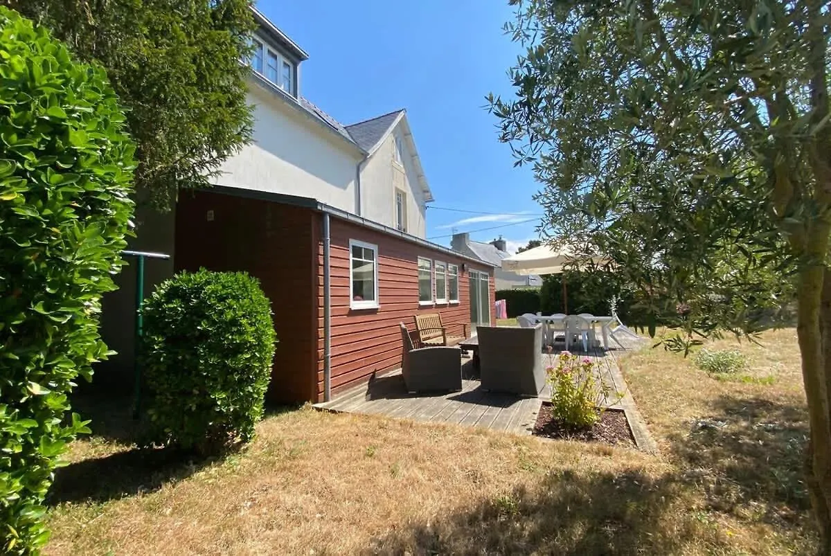 Hébergement de vacances Carantec Family Home With Garden 6 Persons France